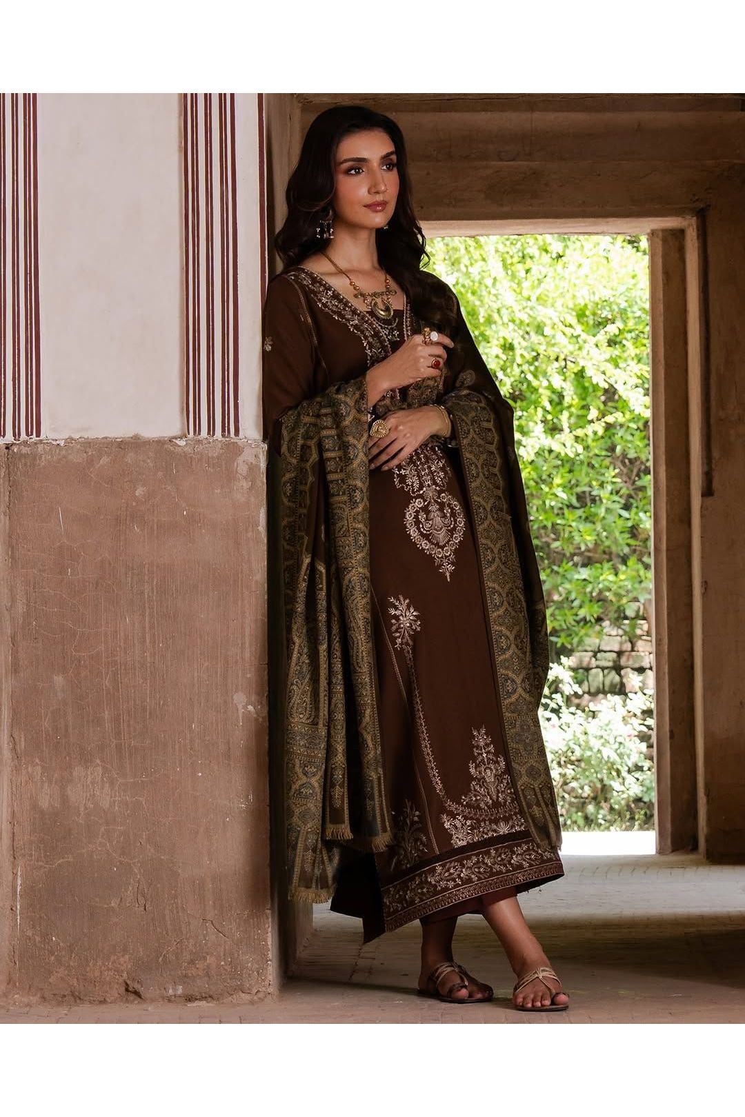 3PC Embroidered Suit