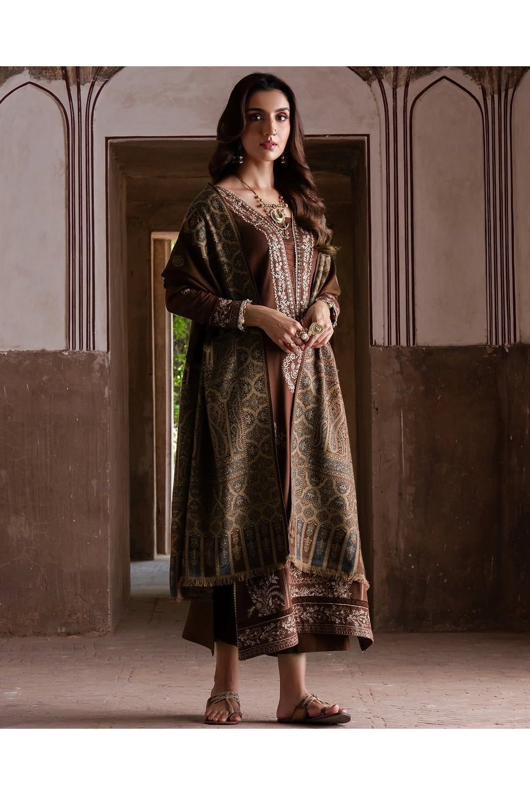 3PC Embroidered Suit